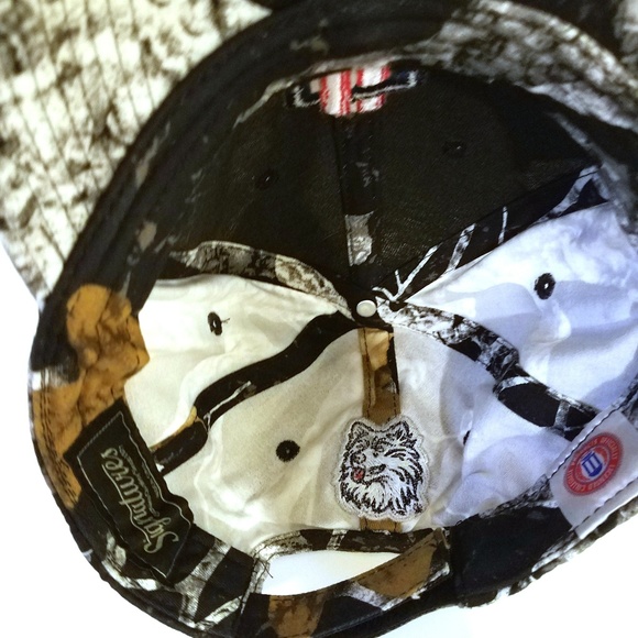 UCONN Huskies Embroidered Mothwing Camo Hat Cap - Picture 6 of 8